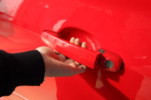 Application of Rotary Dampers in Automotive Exterior Door Handles