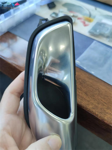 Rotary Dampers in Exterior Door Handles-4