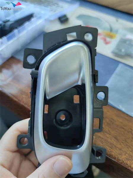Rotary Dampers in Exterior Door Handles-6